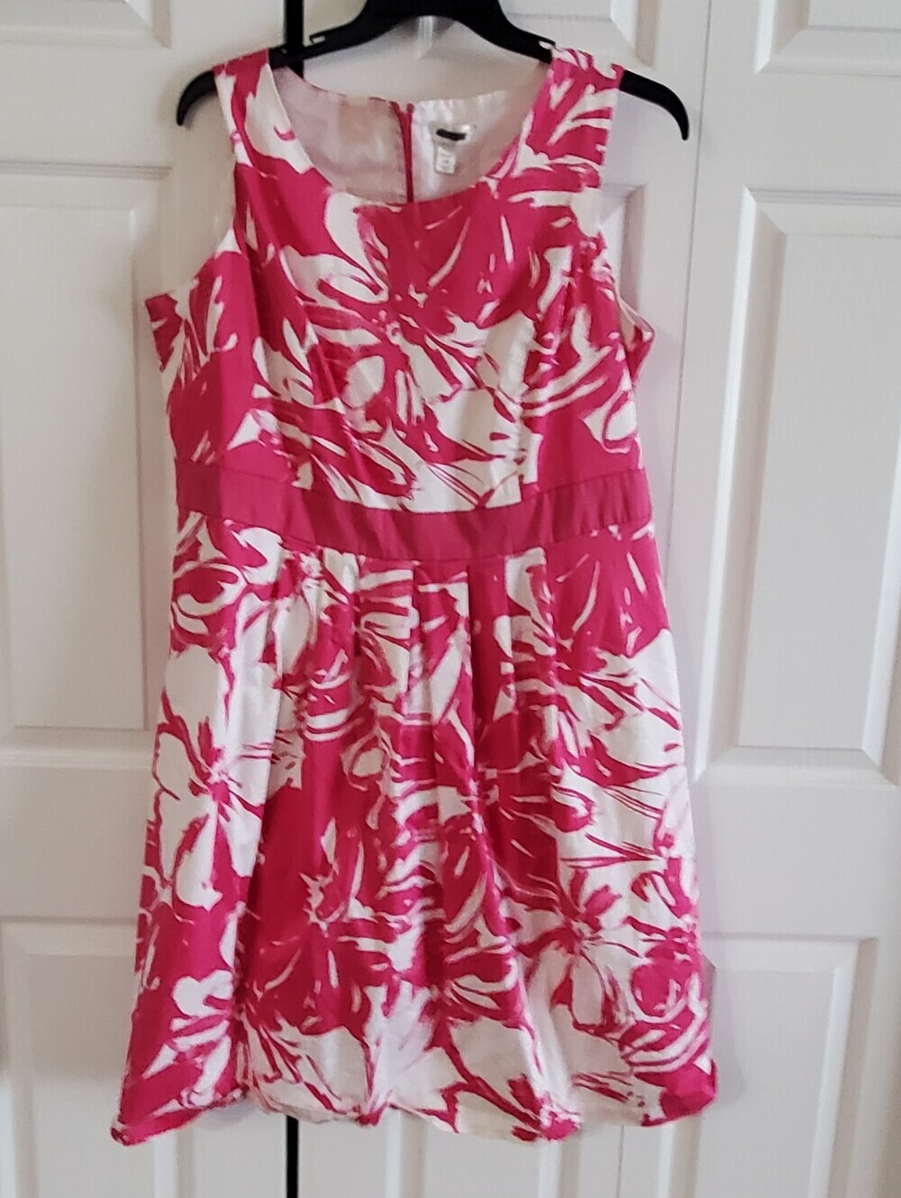 DRESS BARN A LINE SLEEVELESS DRESS MIDI . PLUS. 18W. PINK WHITE FLORAL.